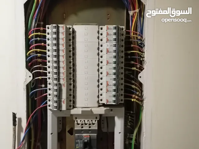 فني كهرباء
تأسيس وتمديد وتشطيب و صيانه