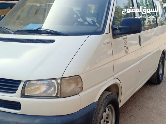 Used Volkswagen Multivan in Giza