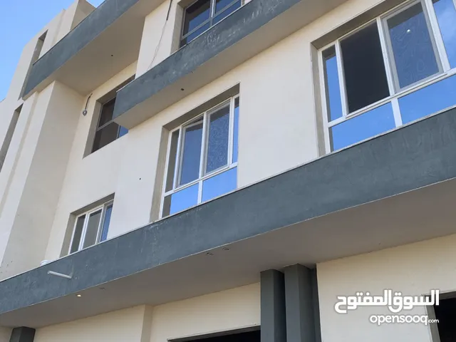 150 m2 4 Bedrooms Apartments for Sale in Benghazi Al Hawary