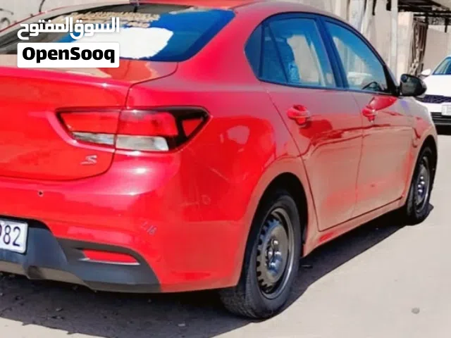 السلام عليكم كيه ريو للبيع وارد امريكي موديل 2021 ضربتهه بس الدعاميه الاماميه ماشيه 53 السععر113