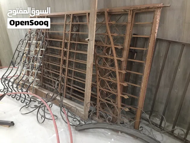 ابواب حديد سور خارجي وشبابيك حمايه