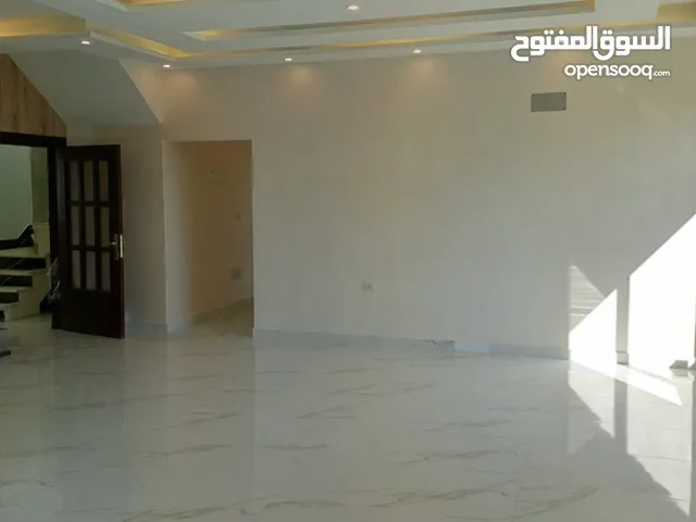 450m2 4 Bedrooms Apartments for Sale in Amman Tla' Ali