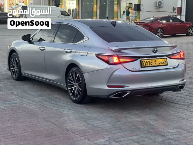 الكزس ES قمة النظافة
