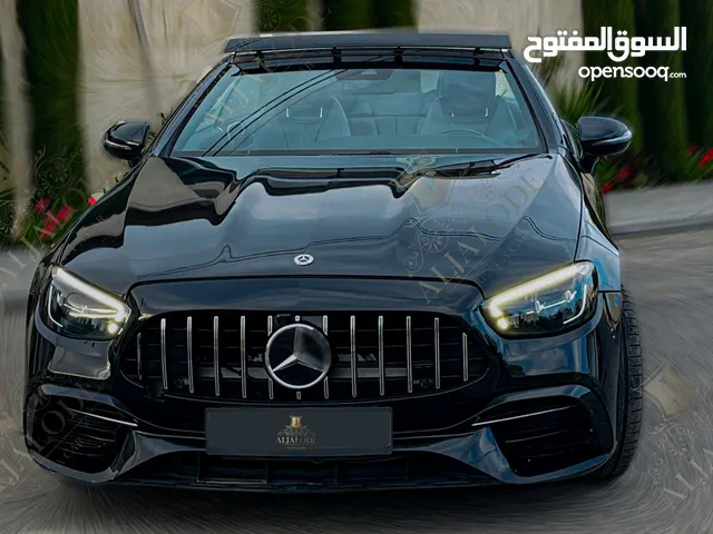 Convertible Mercedes Benz in Amman