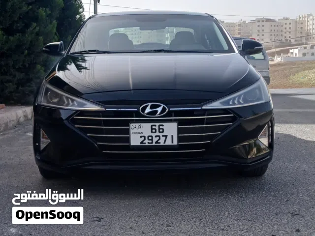 2020 هيونداي النترا Standard