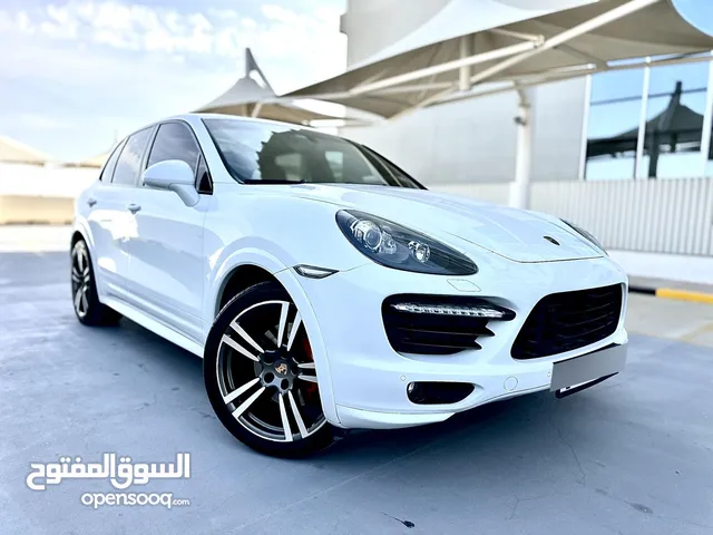 Porsche Cayenne GTS 2014 – Full Option, Excellent Condition