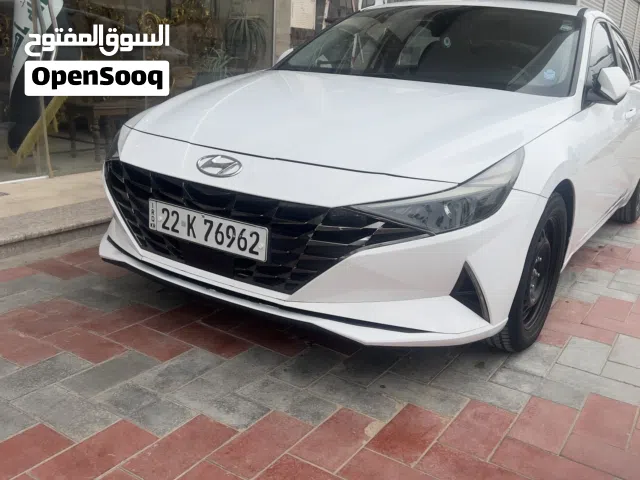 2021 هيونداي افانتي Limited