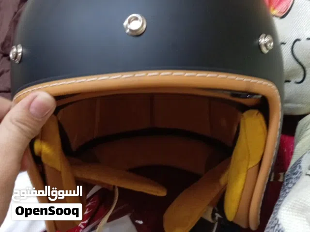 خوذة DOT اصلية                                                         .