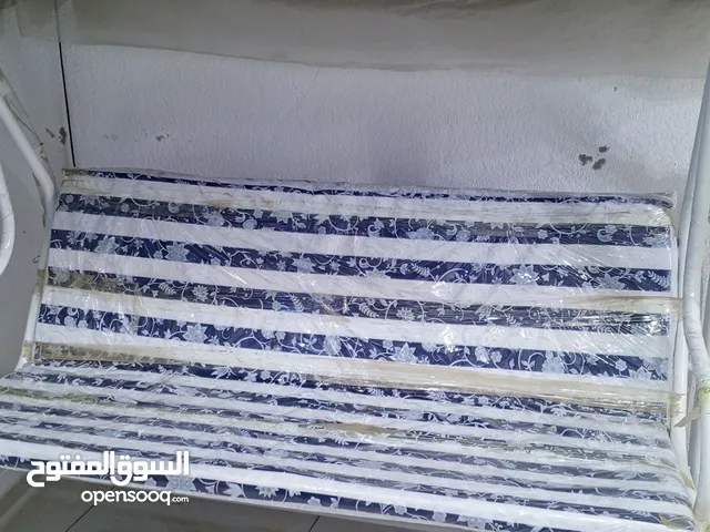 مرجوحة للبيع