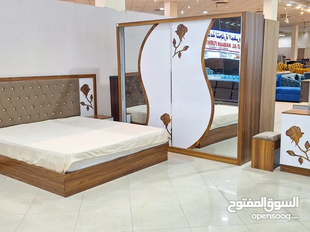 we are selling brand new bedroom set