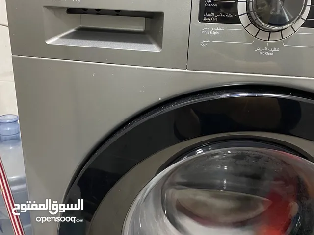 Hitachi 7 kg washing machine front load 2 years used only