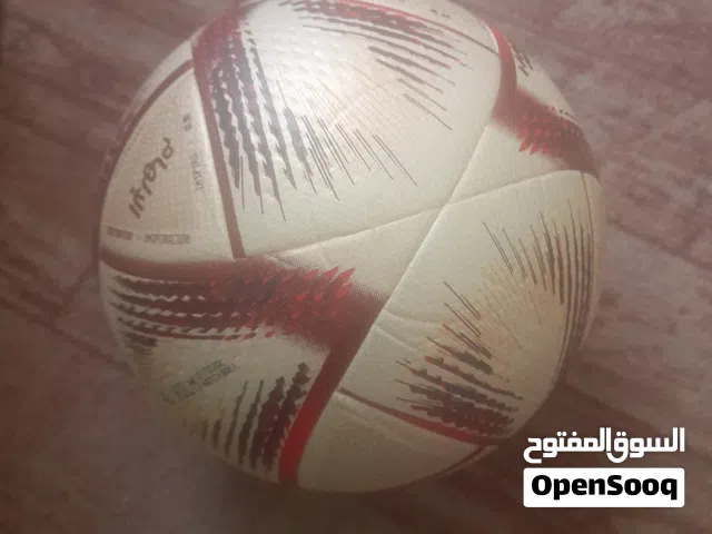 كرة كأس العالم فيفا قطر 2022 الأصلية من قطر جاي الكرة ولا خدشة شريتها ب 50 دينار من قطر  مطلوب 25