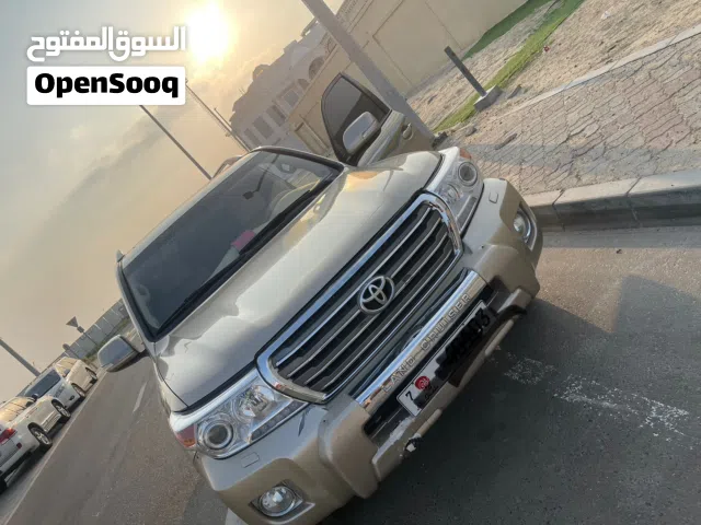 Used Toyota Land Cruiser in Abu Dhabi