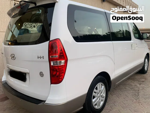 2019 هيونداي H1 GL