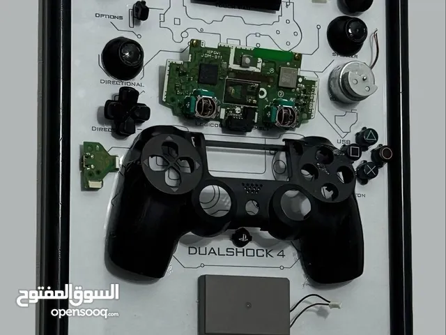 لوحة لقطع يد بلايستيشن 4