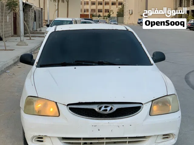 2010 هيونداي فيرنا EX