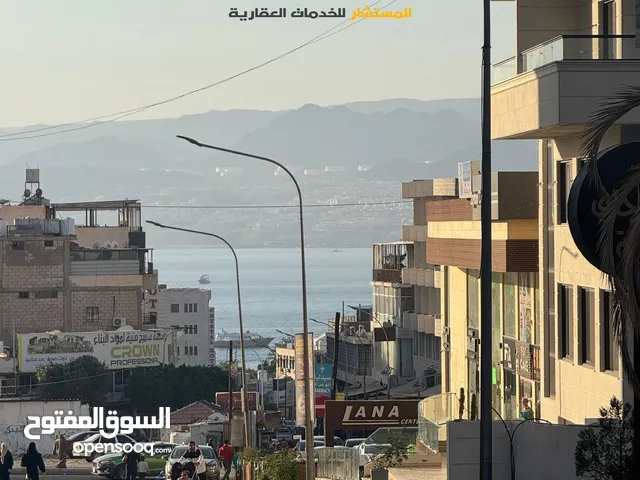 مكتب مفروش بالرابعه موقع مميز للبيع بسعر مغري بناء جديد