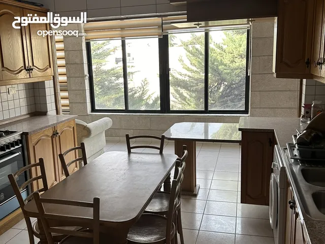 165 m2 2 Bedrooms Apartments for Rent in Amman Um El Summaq