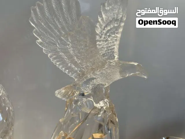 كرستال الصقر