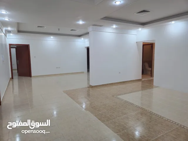 دور ارضي ساقط / شقتين متجاورتين / شقق غرفتين