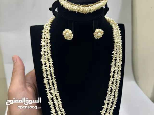 طقم من الولو الطبيعي قديم