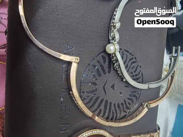 bracelet jewellery