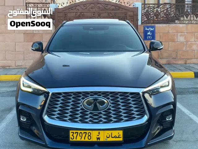 2022 إنفينيتي QX55 Essential