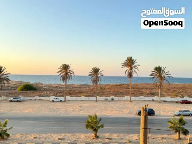 مبنى للايجار في طريق الشط تاجوراء