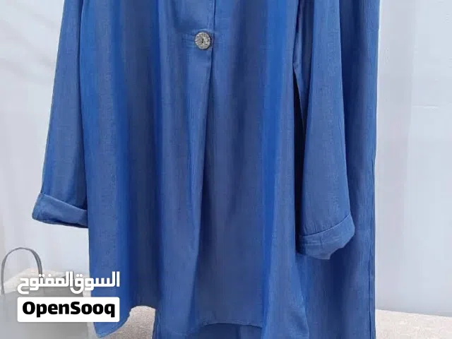ملابس طقم نسائي