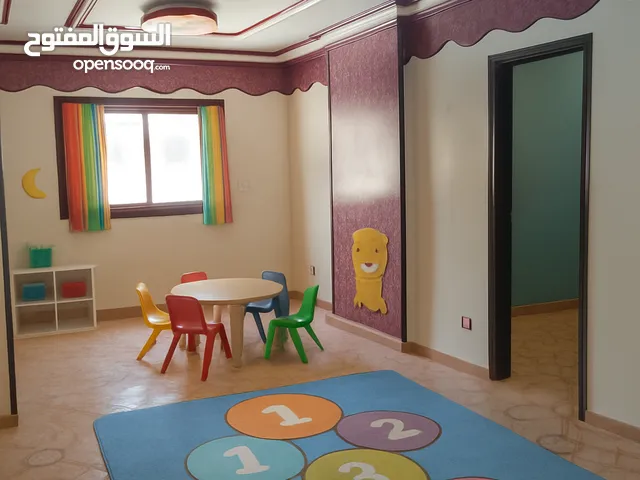 شقه للايجار التجاري (حضانه / عياده)