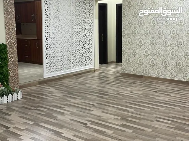 160 m2 3 Bedrooms Townhouse for Rent in Al Riyadh An Nada