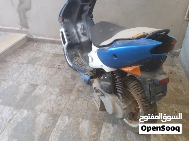 موطو بيجو 80
