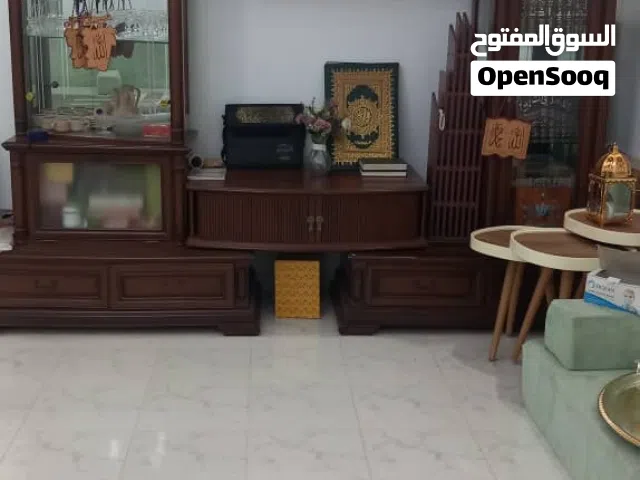 مكتبه اللهم بارك لون القهوي استعمال خفيف