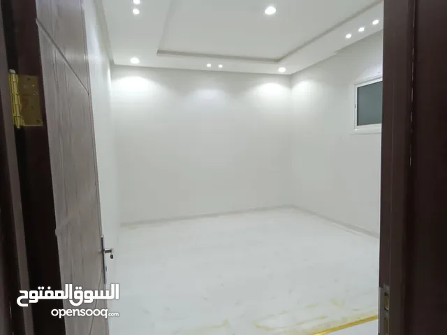 170 m2 2 Bedrooms Apartments for Rent in Ras Al Khaimah Al Nakheel
