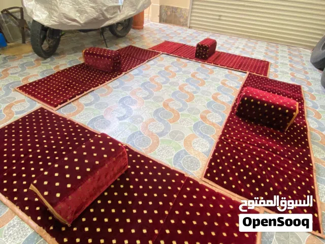 للبيع جلسات للقعدات والكشتات الخارجية