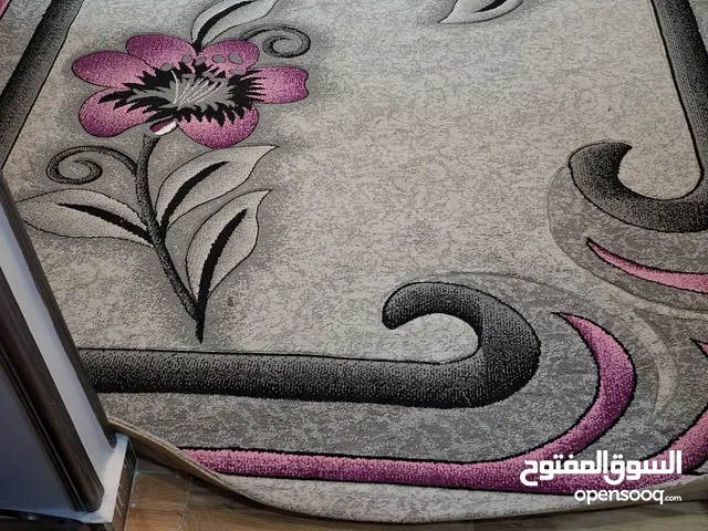 سجاده مستعمله خفيف جدا 2في 3متر 2200سجاده مستعمله خفيف جدا 2في 3متر