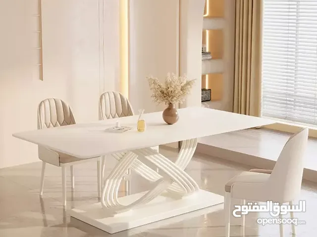 طاولة طعام جديدة مميزة
