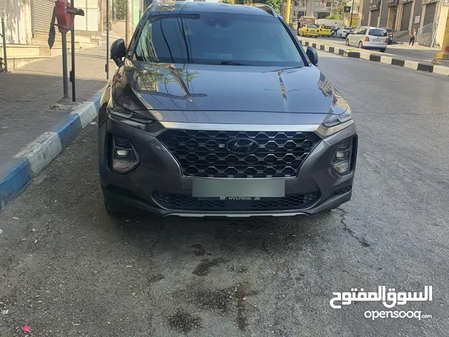 هيونداي سنتافيه  موديل  2018 لللبيع كامل الاضافات عدا فتحه سقف