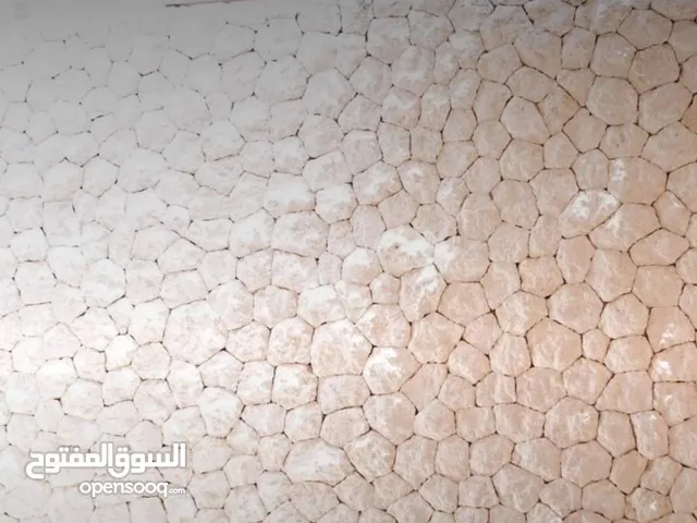 مطلوب نفس هذا الحجر طبيعي او صناعي......