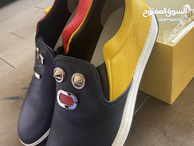 42 Casual Shoes in Al Riyadh