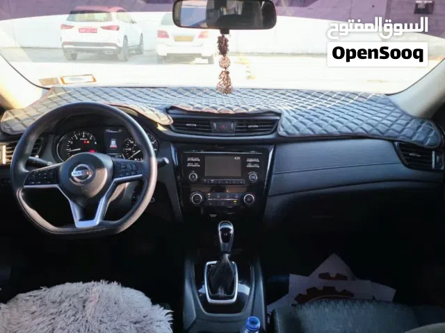 Used Nissan Rogue in Dhofar