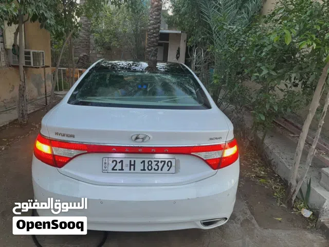 2011 هيونداي ازيرا Standard