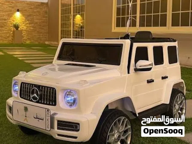 مريسدس ابيض