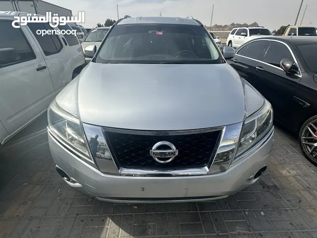 NISSAN PATHFINDER MODEL 2016