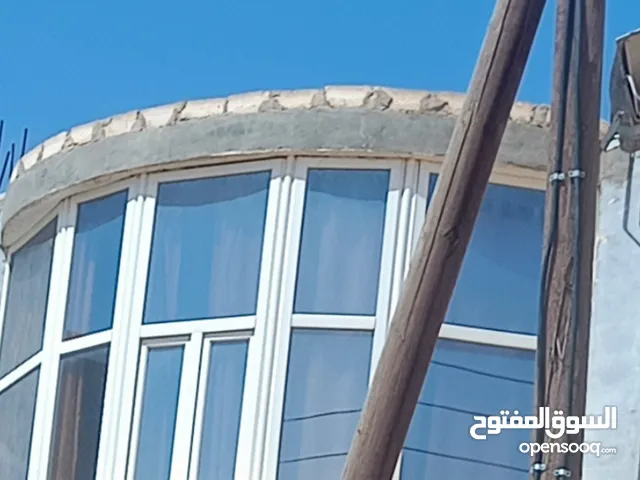 واجهة BVC مستعمله كانت راكبه في بلاكونه