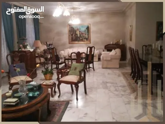 360 m2 More than 6 bedrooms Villa for Rent in Amman Um El Summaq