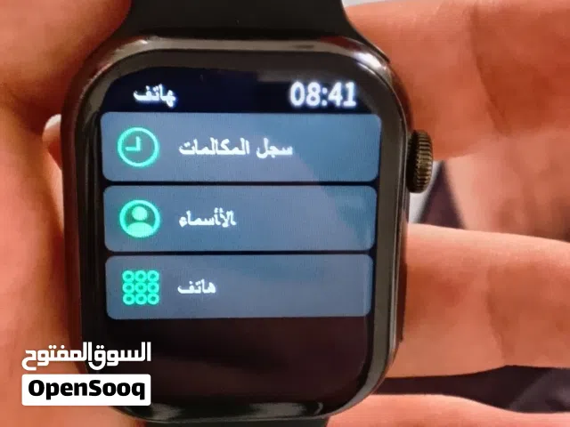 ساعة يد نظيفة شبه جديدة