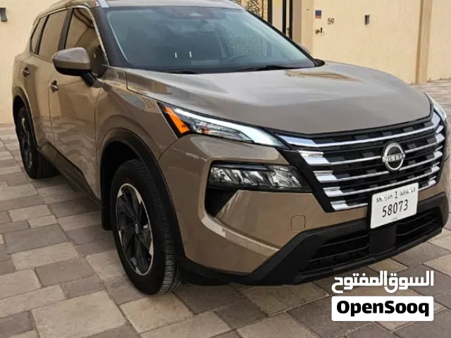 Used Nissan Rogue in Ajman