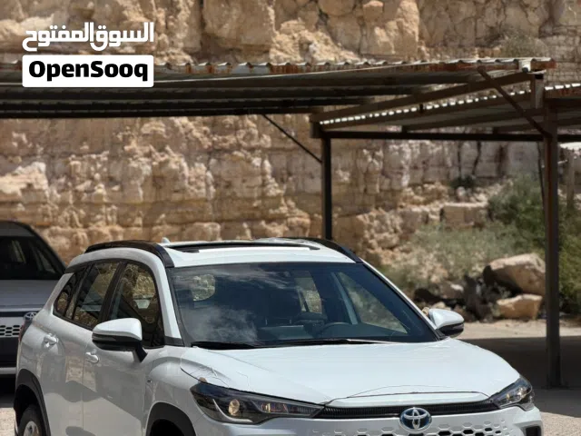 2025 تويوتا كورولا كروس XLE