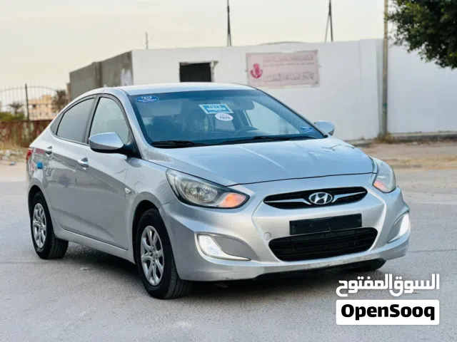 2011 Hyundai Accent GL